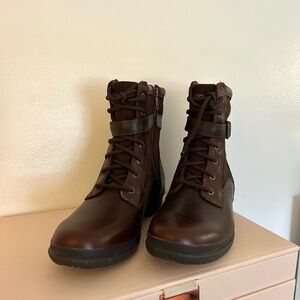 UGG Kesey Waterproof Boot Wool Lined Brown Lace Up Buckle Zip Women’s 9